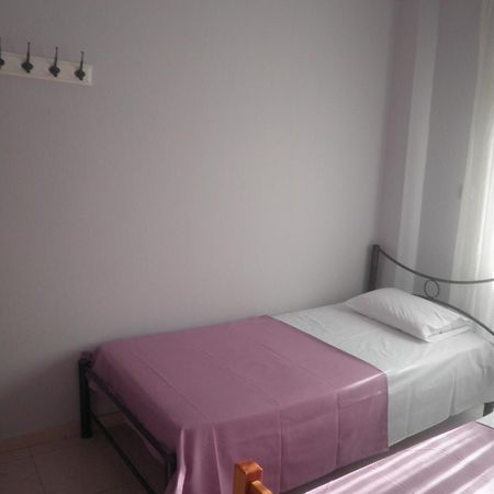 Apartments Anesis Pantazis อัสโปรวาลตา ภายนอก รูปภาพ